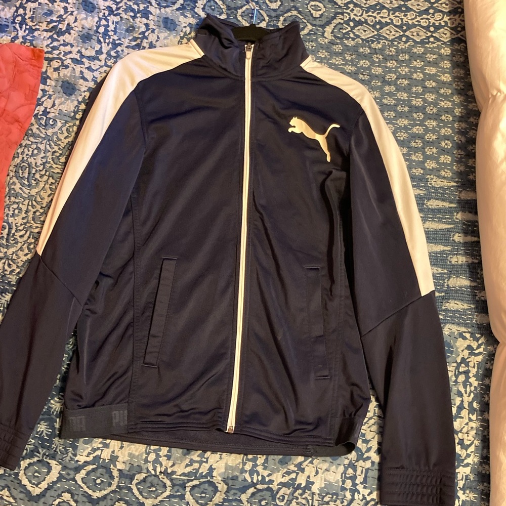 Men’s puma track jacket!